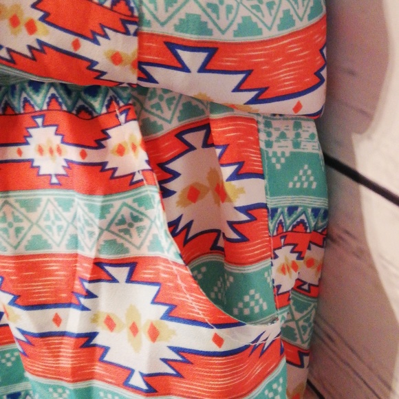 Between Me & You - Multicolor Romper - Picture 7 of 12